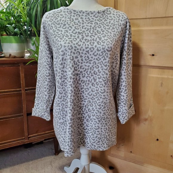 Cynthia Rowley Leopard Print Sweater cuffed sleeves size 1X - Picture 1 of 7